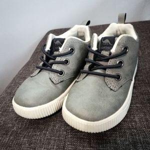 Carter's grey slip-on sneakers size 7